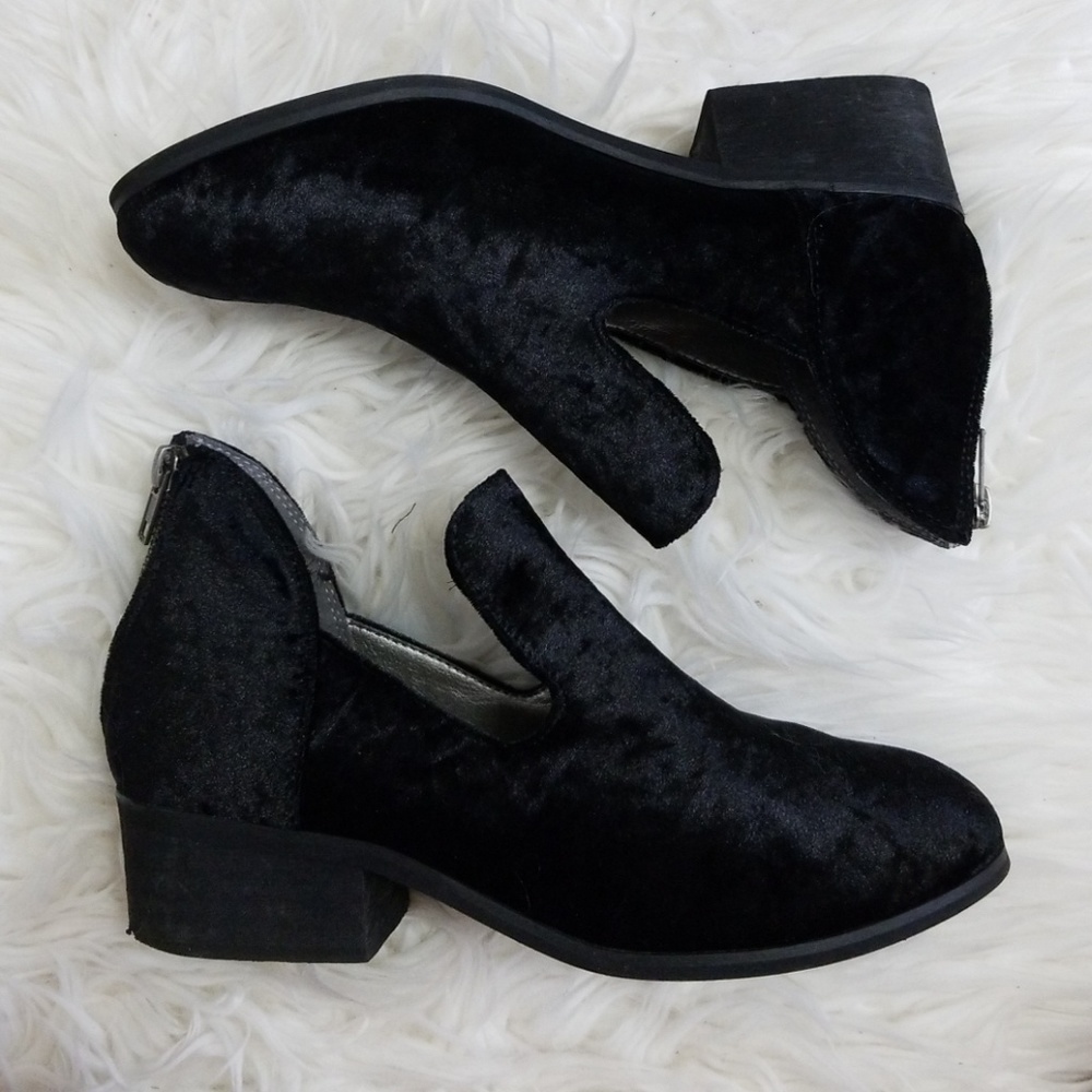 Urban Outfitters Ecote cut out velvet booties